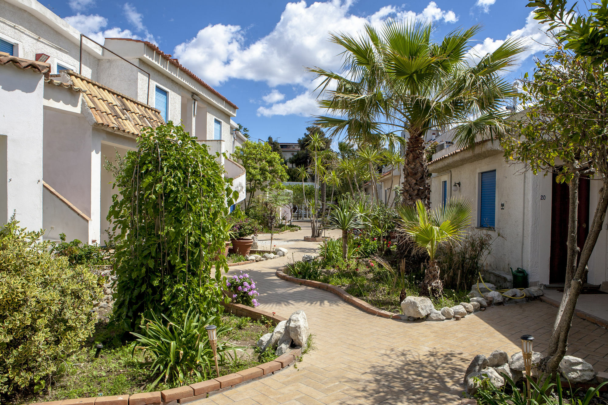 Regent Beach Hotel & Apartments Reggio di Calabria Exterior foto