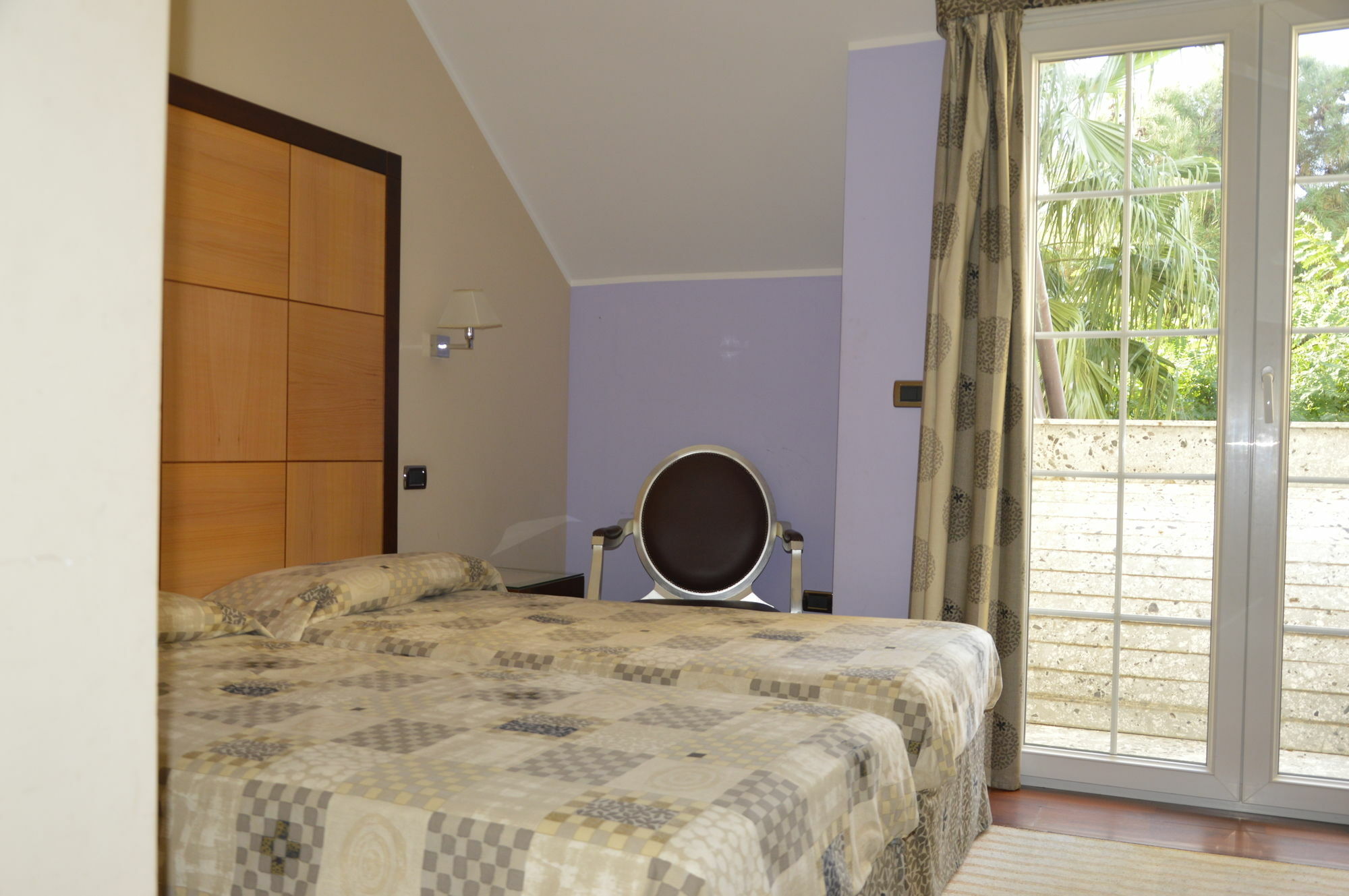 Regent Beach Hotel & Apartments Reggio di Calabria Exterior foto